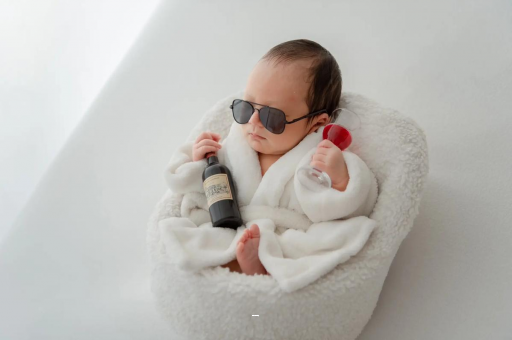 山南宝宝被蜜蜂蛰了